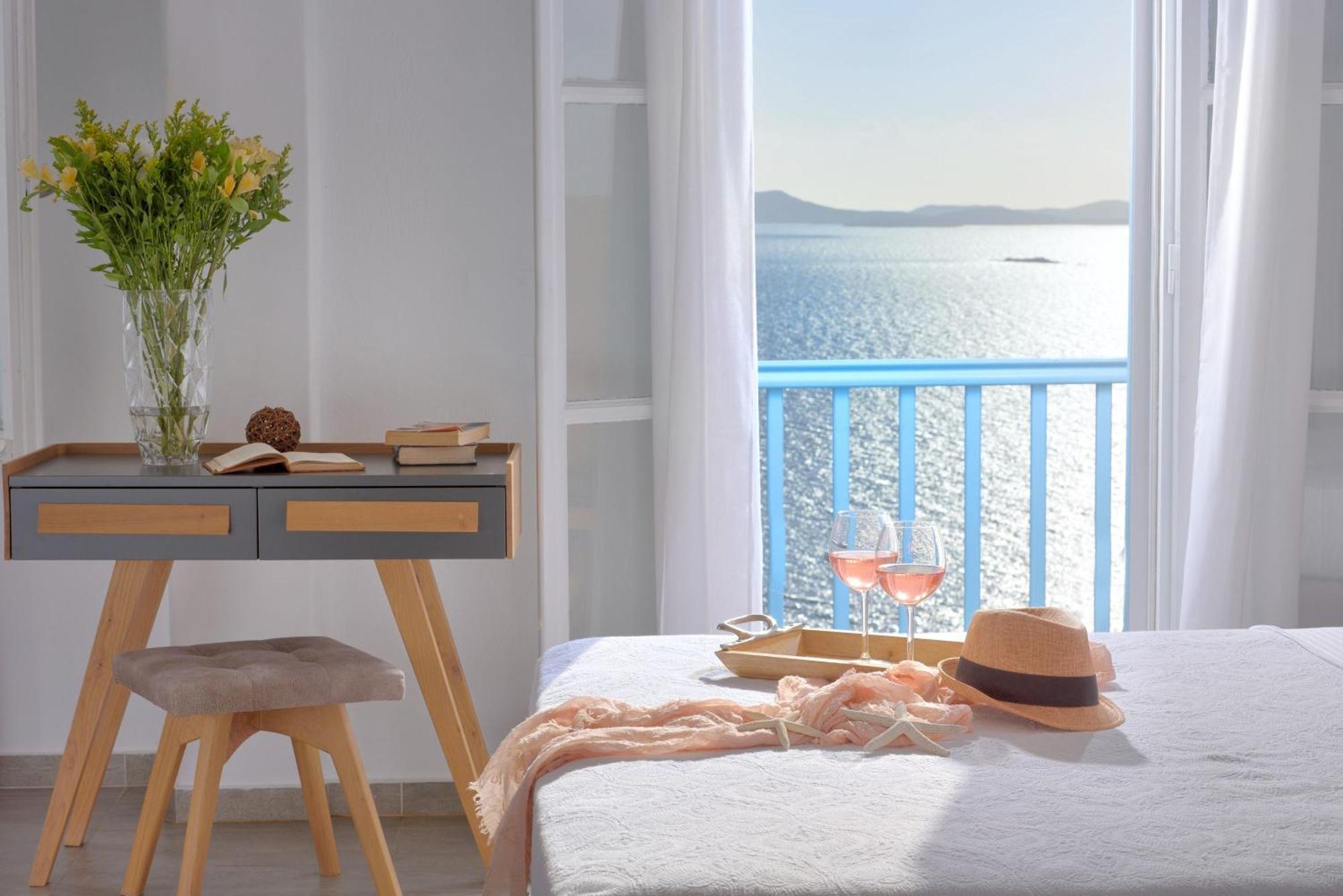 Amelie Suites Mykonos Agios Stefanos  Exterior photo