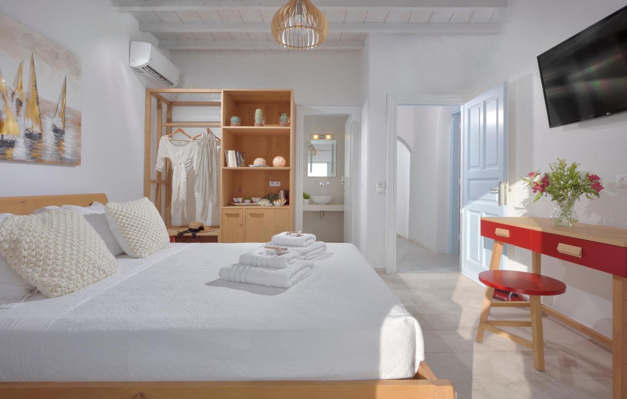 Amelie Suites Mykonos Agios Stefanos  Exterior photo