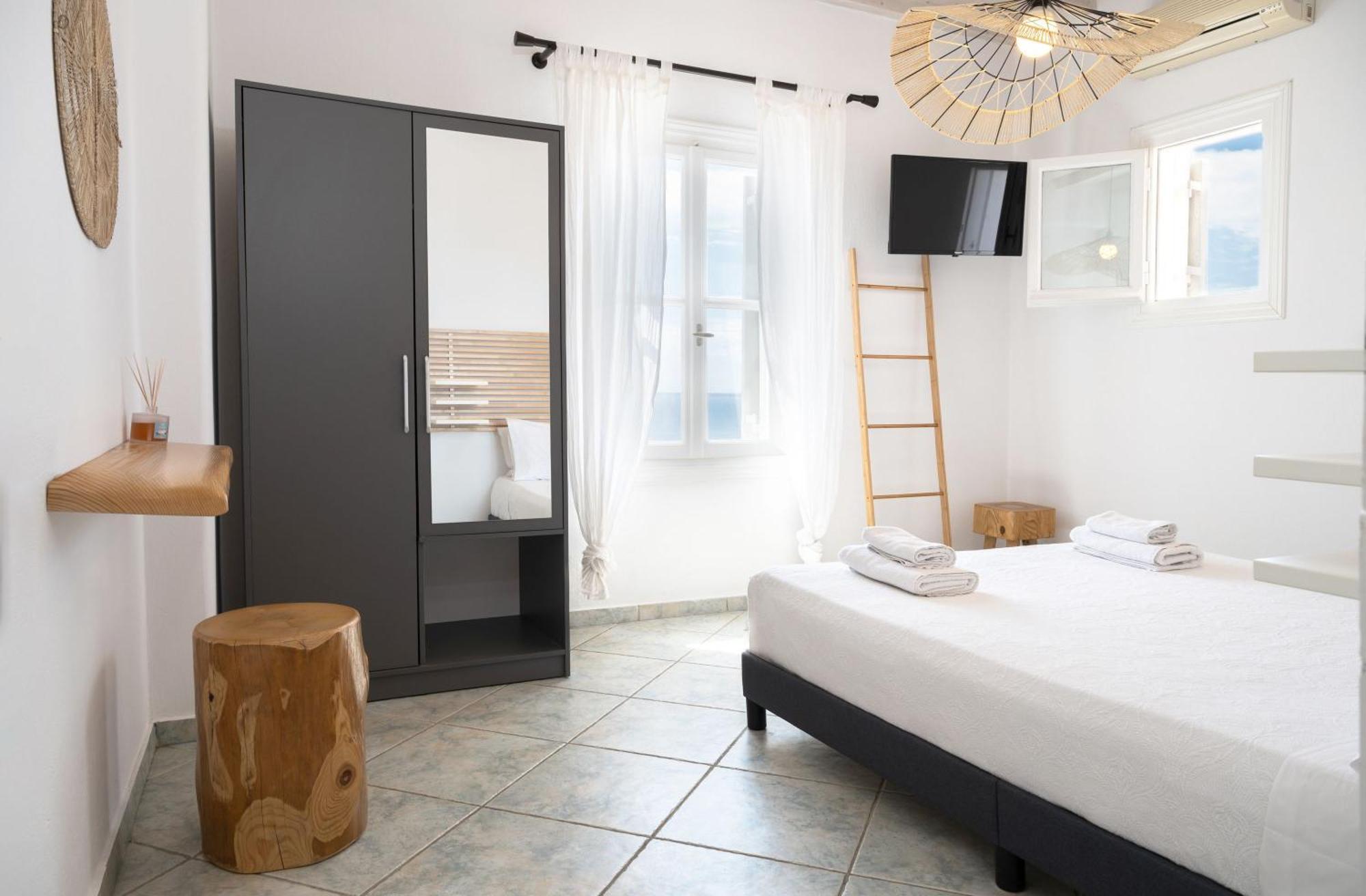 Amelie Suites Mykonos Agios Stefanos  Exterior photo