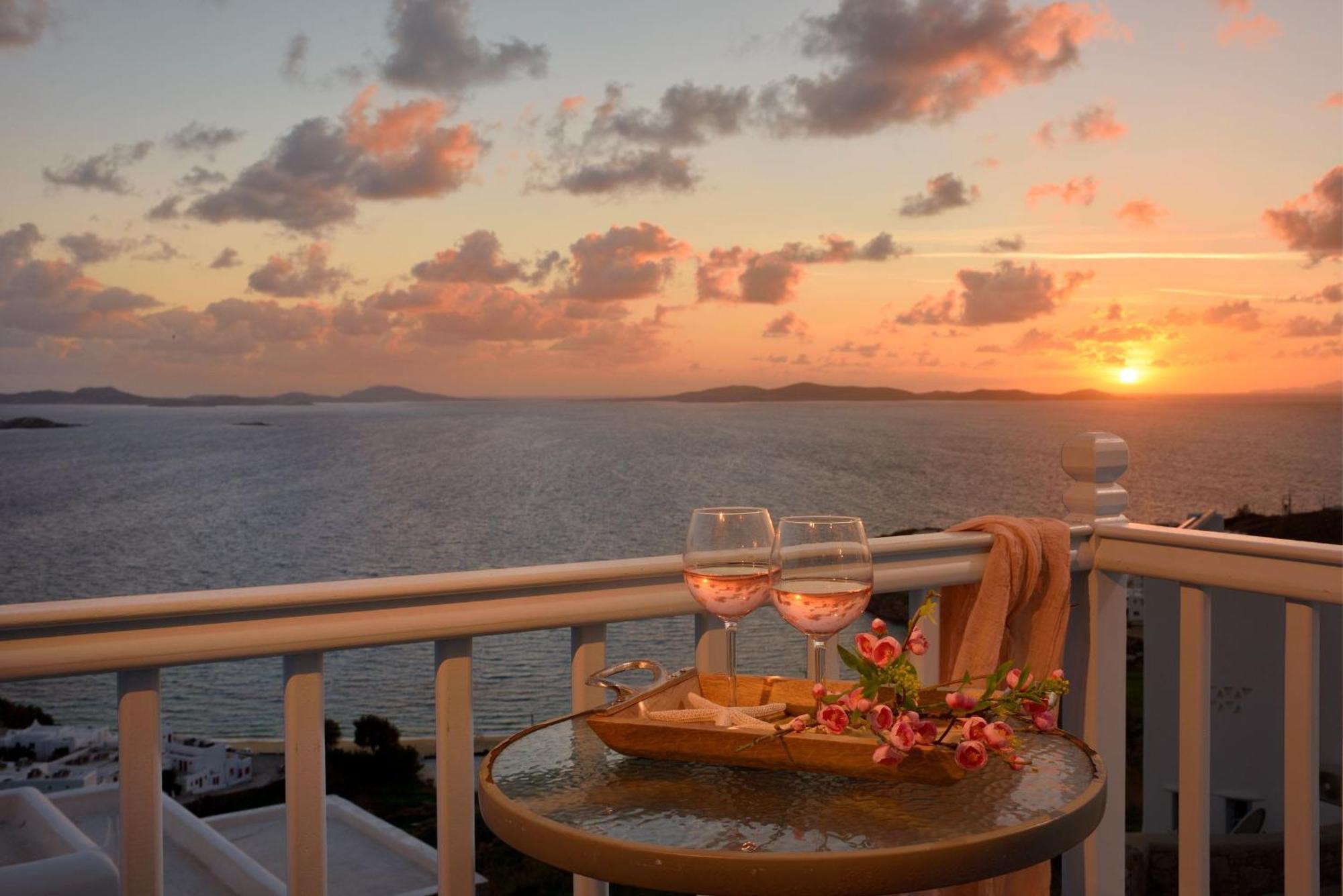 Amelie Suites Mykonos Agios Stefanos  Exterior photo