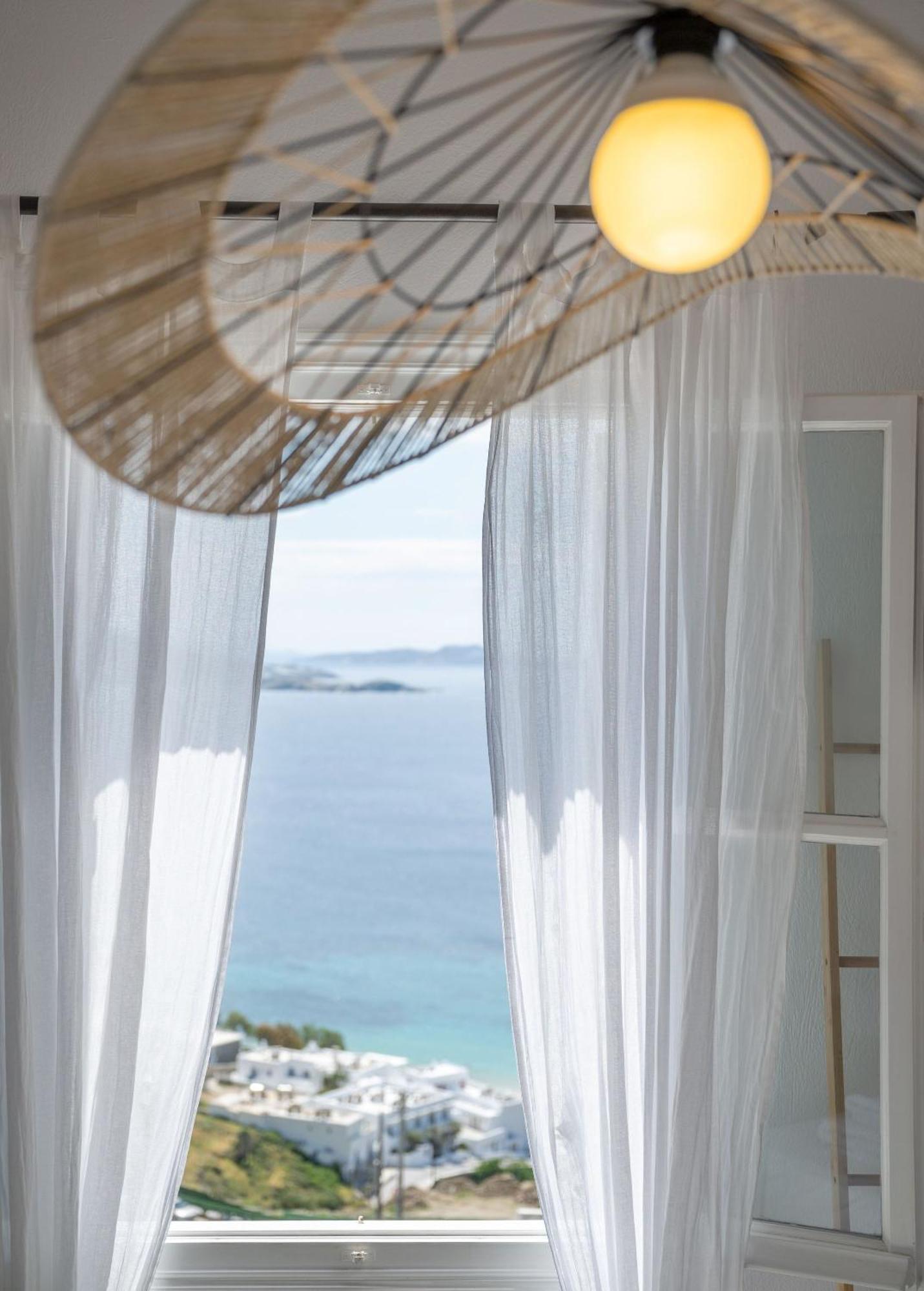 Amelie Suites Mykonos Agios Stefanos  Exterior photo