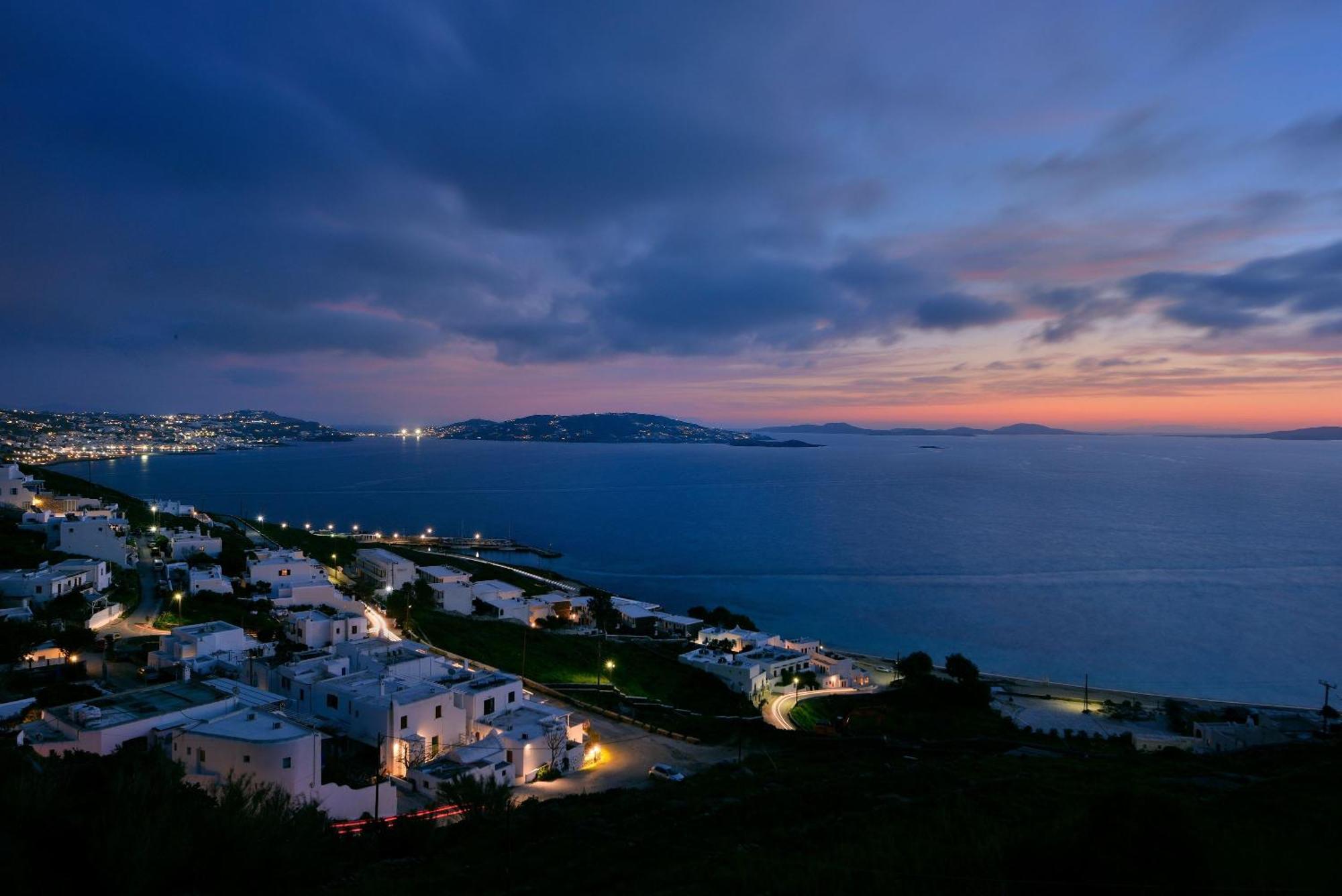 Amelie Suites Mykonos Agios Stefanos  Exterior photo