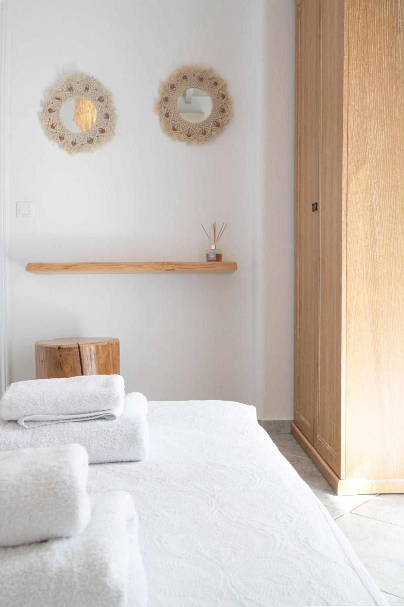 Amelie Suites Mykonos Agios Stefanos  Exterior photo