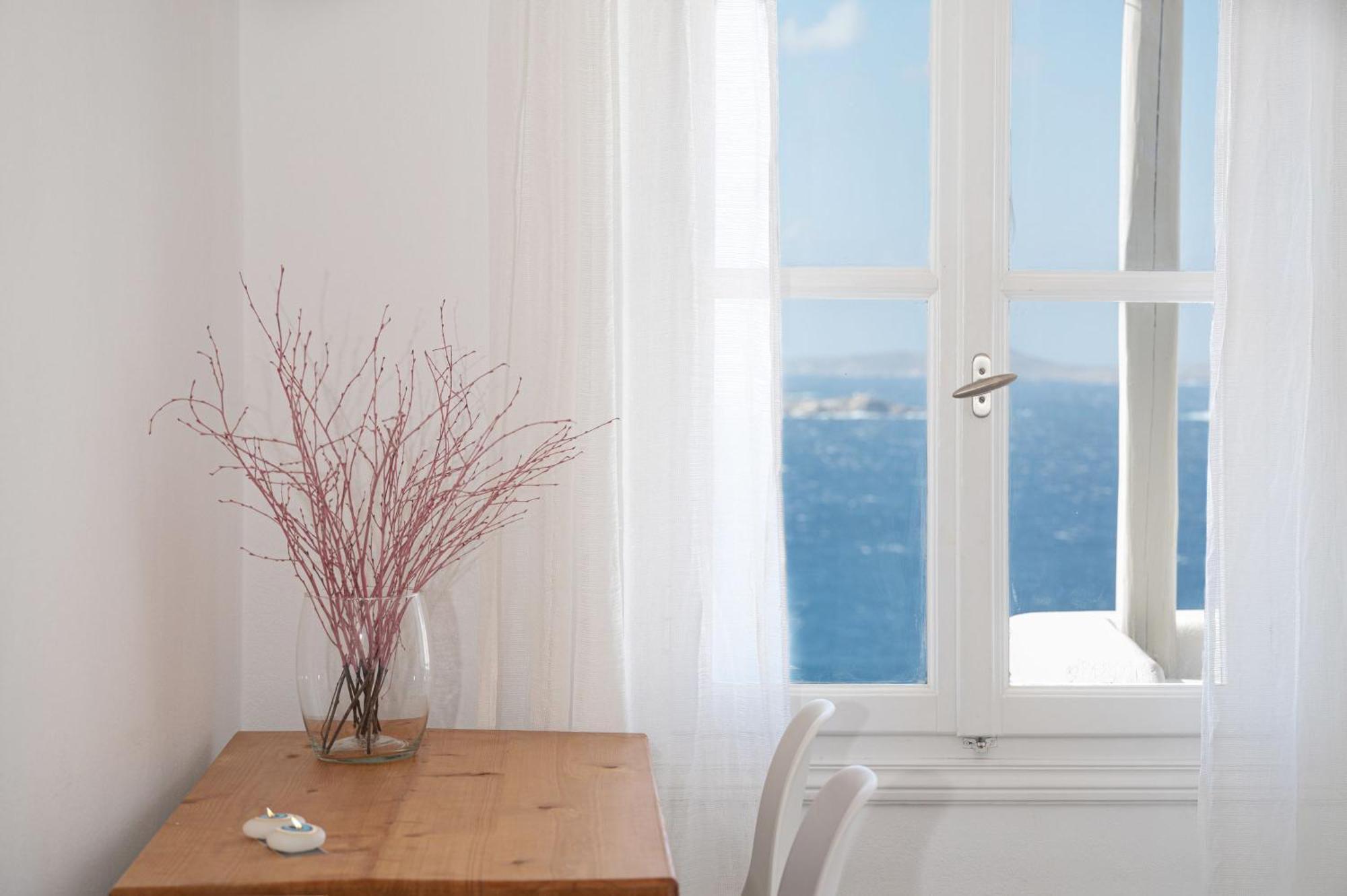 Amelie Suites Mykonos Agios Stefanos  Exterior photo